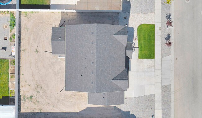 2018 E Burger St, Lake Point, UT 84074 - photo 6