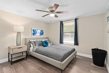 1927-A Sanford Cir unit A, Sarasota, FL 34234 - photo 2