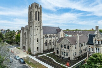 4611 S Ellis Ave, Chicago, IL 60653