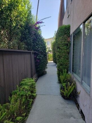 1118 9th St Unit 2, Santa Monica, CA 90403