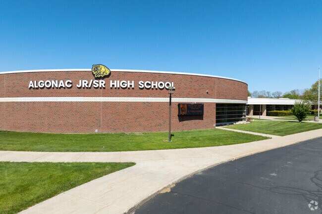 Algonac Junior/Senior High School prepares Pearl Beach students for their academic futures.