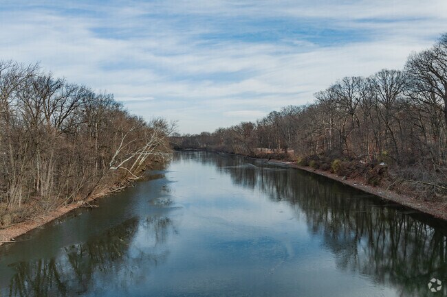 Enjoy the beautiful St Joseph River at Shoaff Park in Fort Wayne.