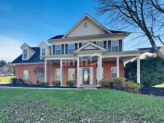 4515 Everwood Oak Ln, Knoxville, TN 37918