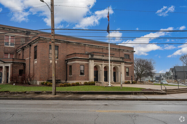 The Oaks Academy Middle School offers a quality education to junior high learners in Indy.