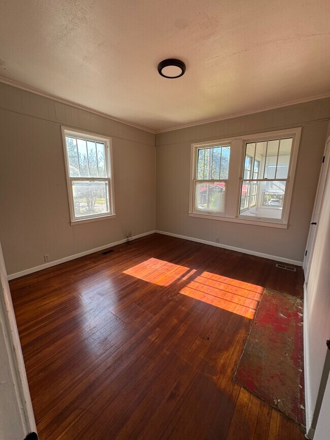 7123 3rd Ave S, Birmingham, AL 35206 - photo 4