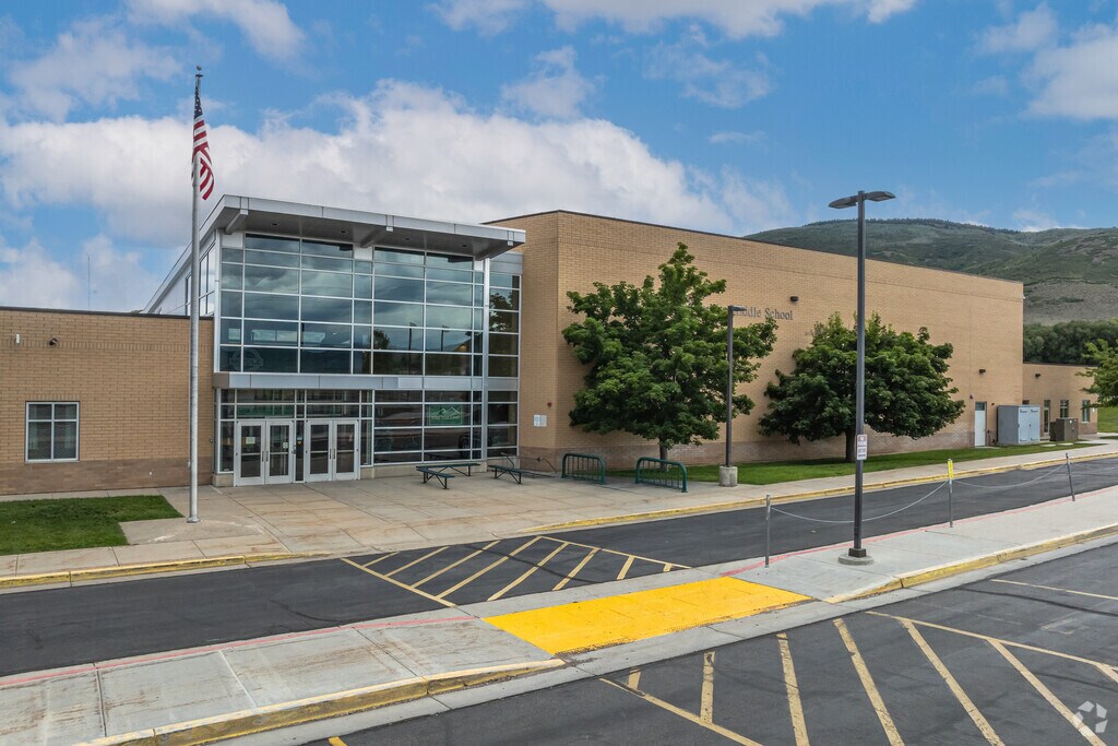 South Summit Middle School has a grand, two story glass entrance.
