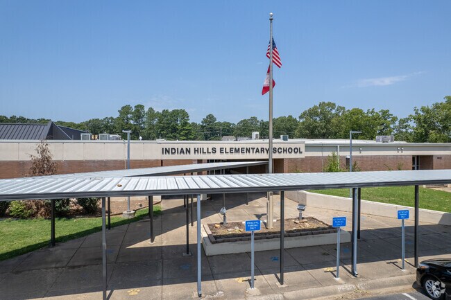 The entrance to Indian Hills Elementary School.