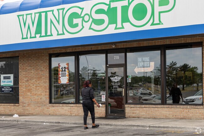 Brookshire residents can grab wings for the next game at Wing Stop.