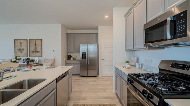 10469 W Beaman Ln, Marana, AZ 85653 - photo 2