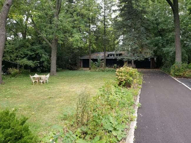 1101 W Cossitt Ave unit . 1, La Grange, IL 60525 - photo 2