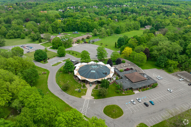 Immaculate Conception School is part of the Immaculate Conception church.