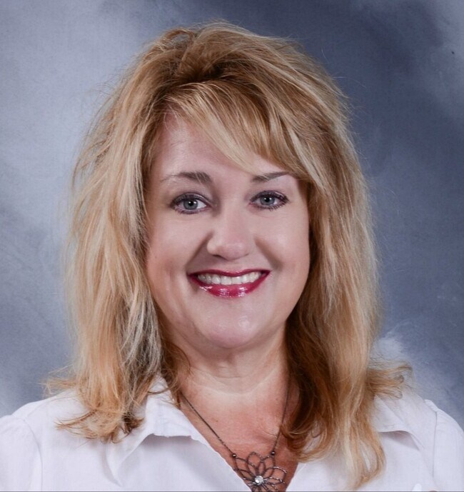Lisa Eberly