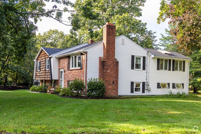 Contemporary homes are scattered throughout Medfield.