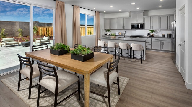 1602 Mendenhall Ave, Manteca, CA 95337 - photo 4