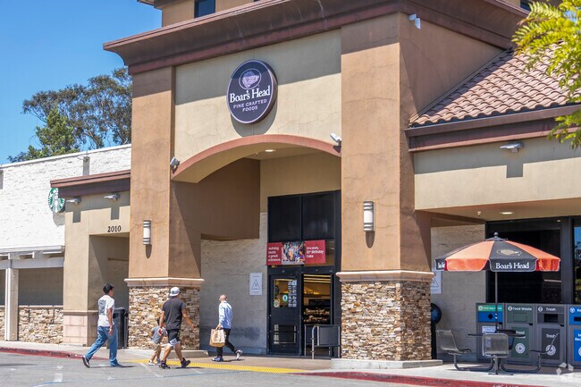 Safeway is a great place to get groceries in the Amesti area.