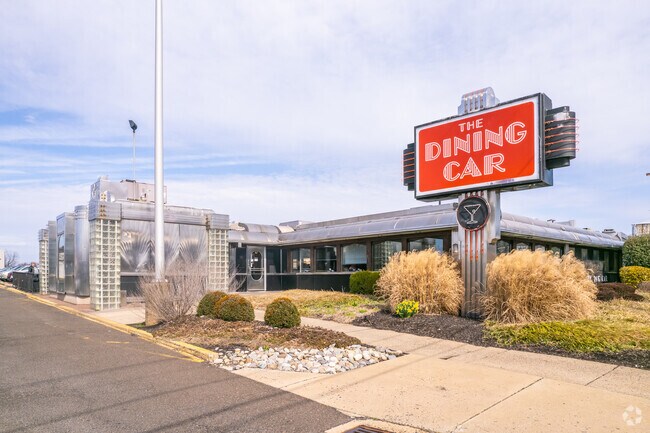 The Dining Car Diner