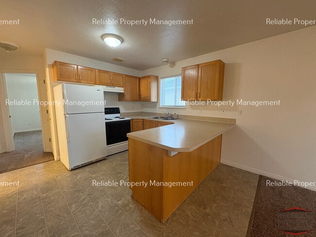 620 Linden Dr unit 3, Idaho Falls, ID 83401 - photo 3