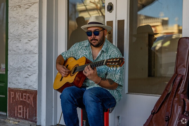 Street musician are common in the Fredericksburg downtown area.