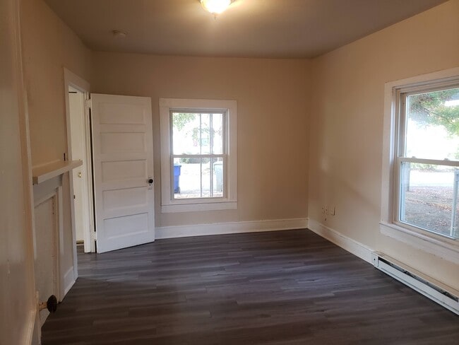 43 Doe St, Greenville, SC 29611 - photo 6