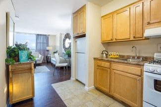 5325 Old York Rd, Philadelphia, PA 19141