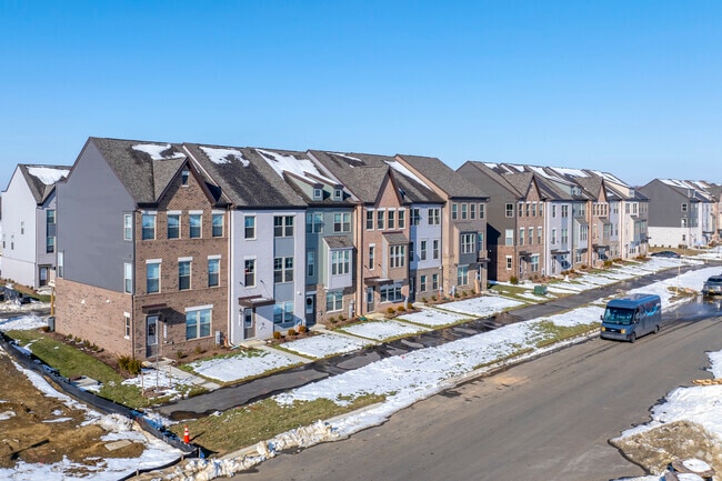 The new build town homes in South Lake tend to be 3-4 stories with small yards.