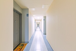 317 Lester Ave Unit 302, Oakland, CA 94606