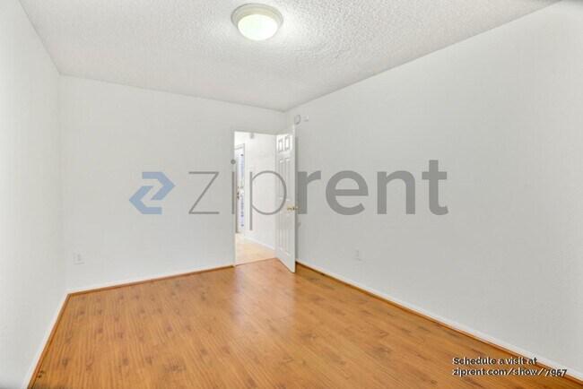 4506 Saugus Ave, Sherman Oaks, CA 91403 - photo 6