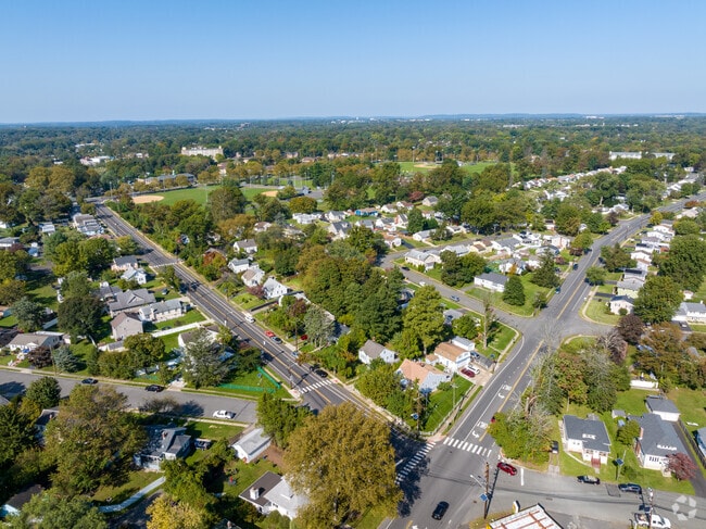 Braeburn Heights is located near The College of New Jersey.
