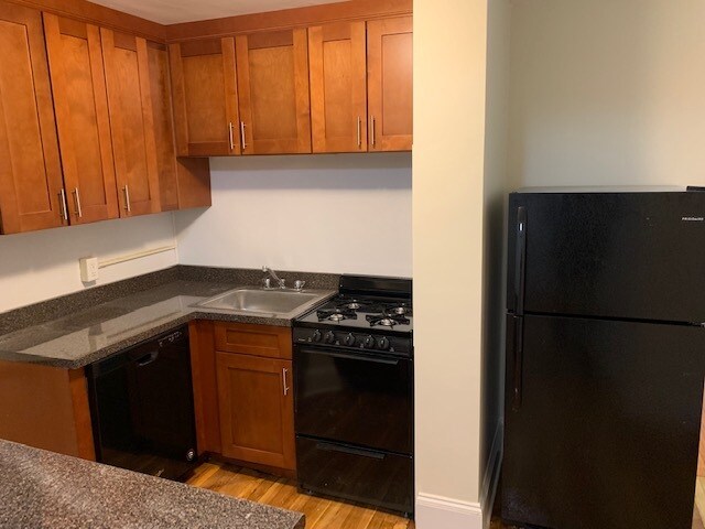1736 Beacon St unit 2, Brookline, MA 02445 - photo 2