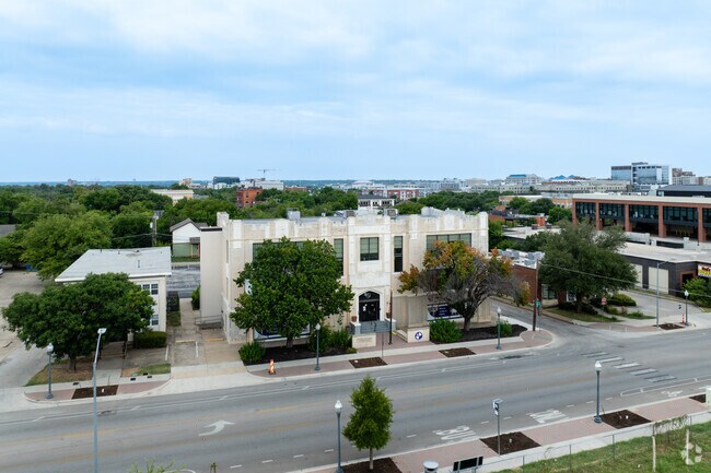 Cassata Catholic High School is centrally located in Fort Worth, making education accessible.
