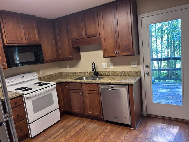 1773 Timber Lake Rd NW, Kennesaw, GA 30144 - photo 3