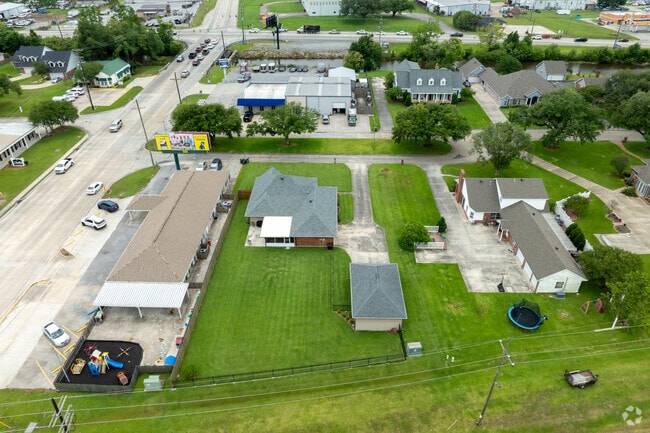 Stella Learning Center is a private school in Houma, Louisiana serving students from Elementary through High School.