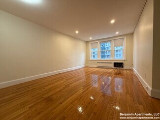 48 Lancaster Terrace Unit 103, Brookline, MA 02446