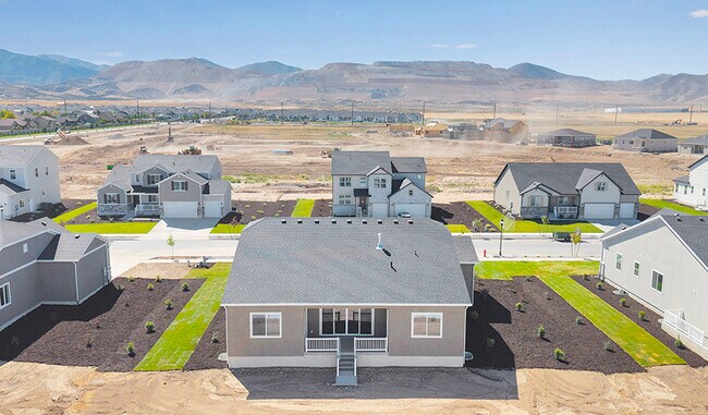 12323 S Trout Lake Ln, Herriman, UT 84096 - photo 7