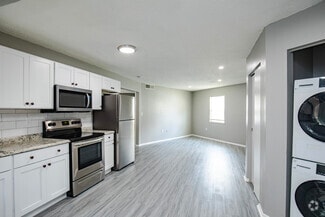 8014 Tommy Ct, Tampa, FL 33619