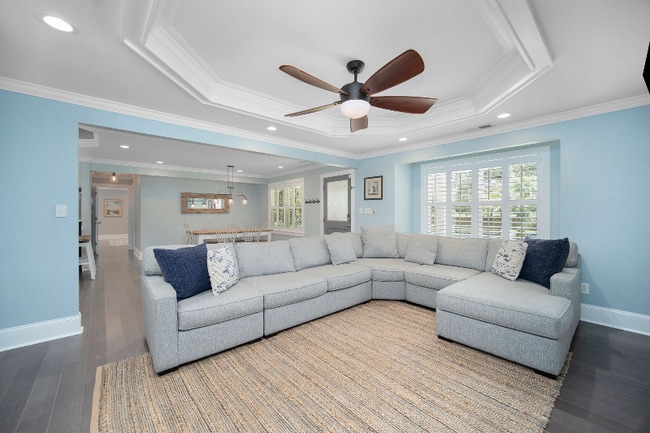 584 Fort Johnson Rd, Charleston, SC 29412 - photo 3