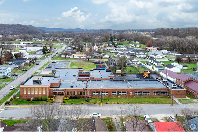 The teacher of Altizer Elementary School have received a high A- grade from Niche.