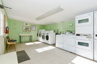65 Preston St Unit 2, Wakefield, MA 01880