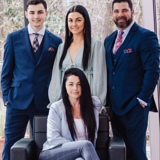 Agent Photo
