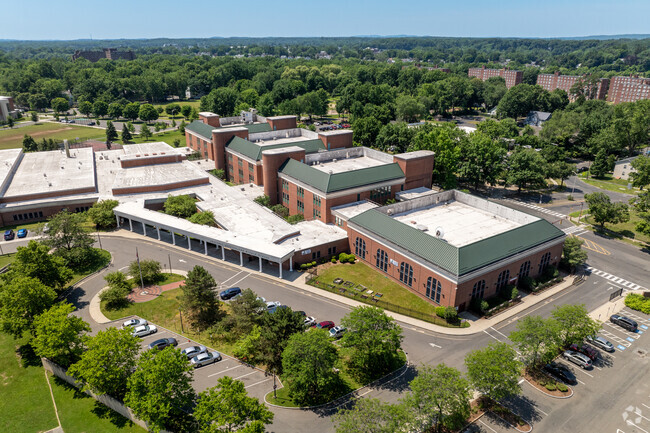 Impact Prep at Chesnut is located in Springfield, MA.