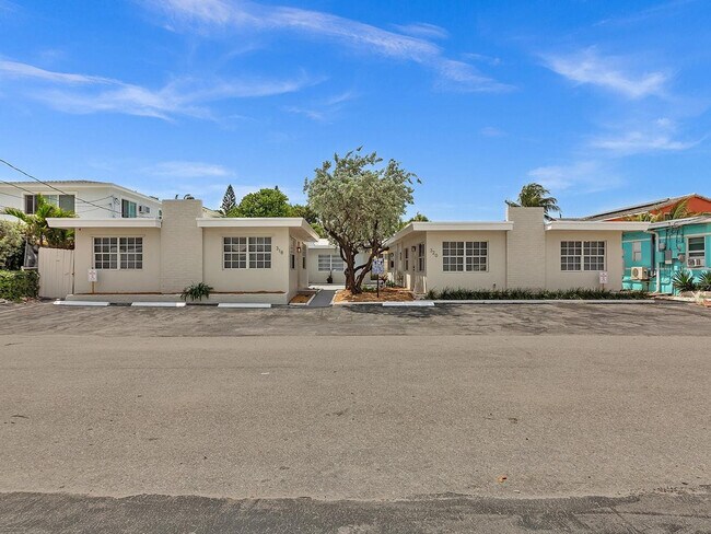 318 Walnut St unit ID1239367P, Hollywood, FL 33019 - photo 5