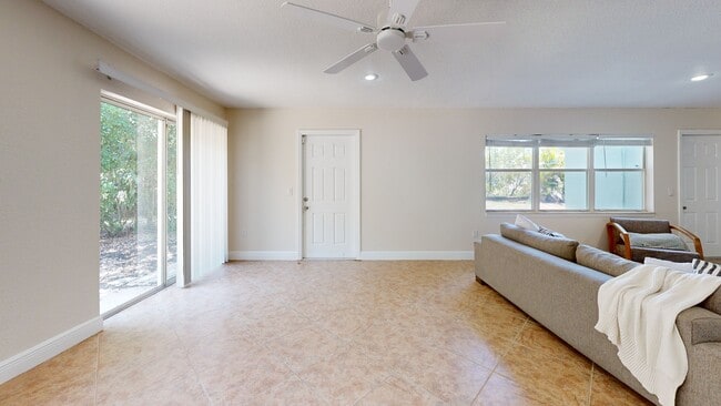 295 Cinnamon Dr, Satellite Beach, FL 32937 - photo 2