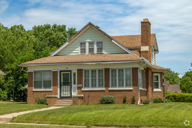 Dual exterior options like brick and siding are combined in the area of Swiftt.