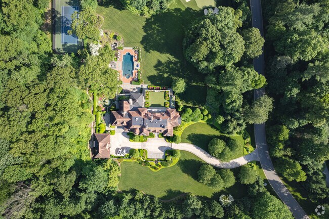 This pristine mansion in Old Westbury is currently valued at $28 million.