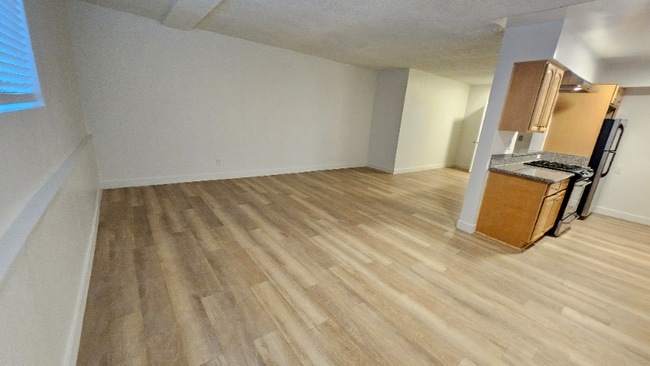 1130 N Fuller Ave unit 6, West Hollywood, CA 90046 - photo 2