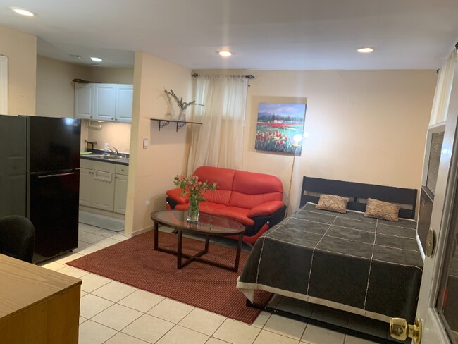 22 Mountain Way unit Garden Unit 1, West Orange, NJ 07052 - photo 2