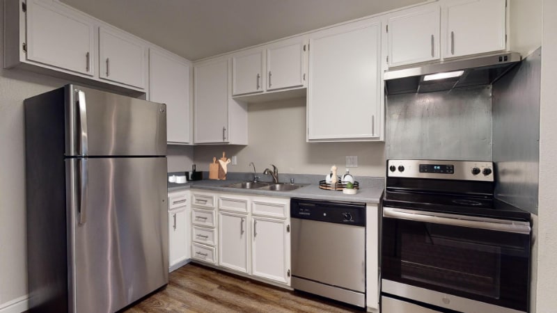 269 W San Marcos Blvd unit 24, San Marcos, CA 92069 - photo 1