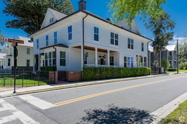 This newly remodeled home in Downtown Ocala features two front porches and a small yard.