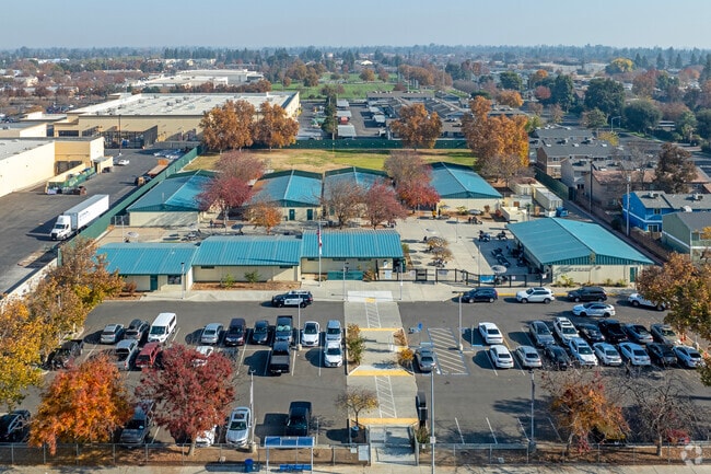 The campus of Cambridge High School in Fresno.