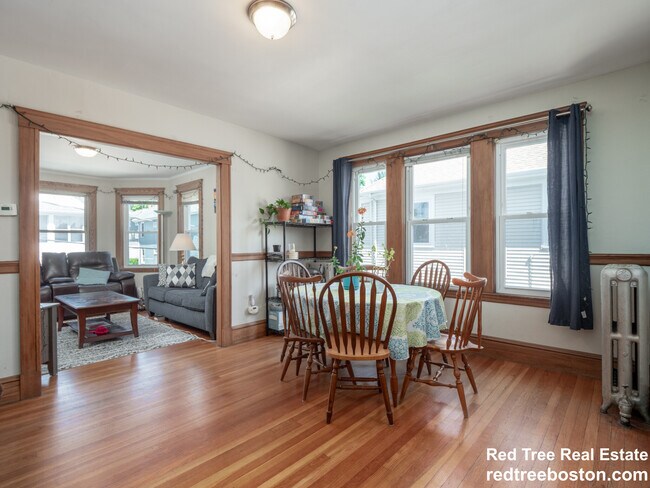 54 Upland Rd unit 2, Somerville, MA 02144 - photo 2